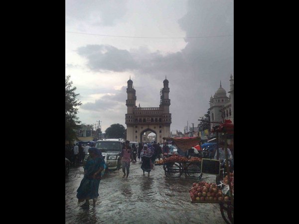భారీ వర్షం