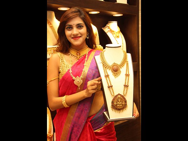 నటి సునీత