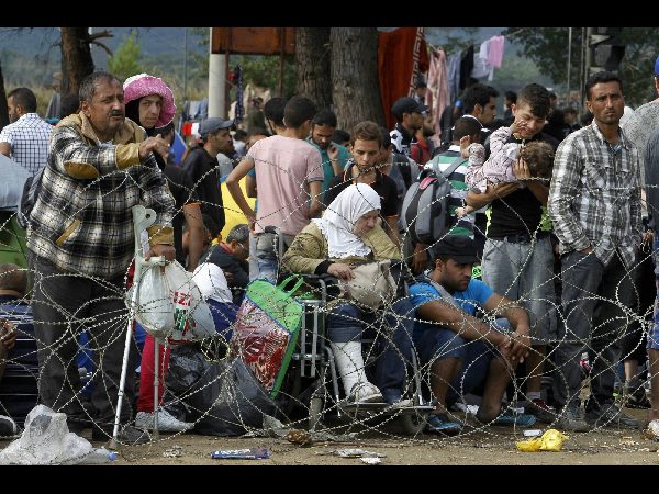 Migrant crisis: People treated 'like animals' in Hungary camp Migrant crisis: People treated 'like animals' in Hungary camp