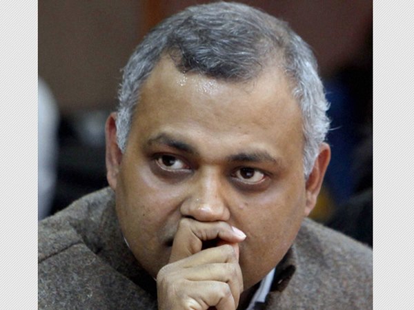 Lipika calls me 'sweetheart' but files attempt to murder case: Somnath Bharti Lipika calls me 'sweetheart' but files attempt to murder case: Somnath Bharti