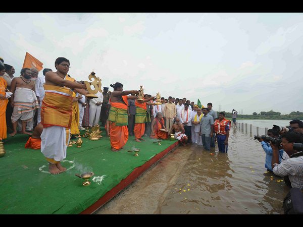 50 ఏళ్ల కల ఫలించిన వేళ: బాబు ఉద్వేగభరిత ప్రసంగం