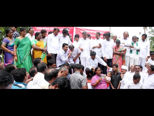 వైయస్ జగన్