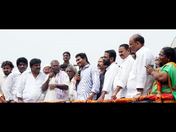 వైయస్ జగన్
