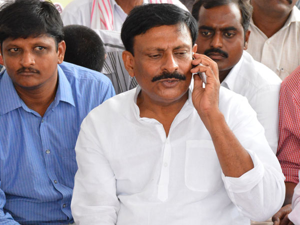 Byreddy Rajasekhar Reddy warns AP government over Srisialam water Byreddy Rajasekhar Reddy warns AP government over Srisialam water