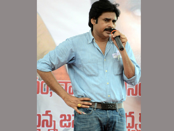 పవర్ పని చేస్తుంది