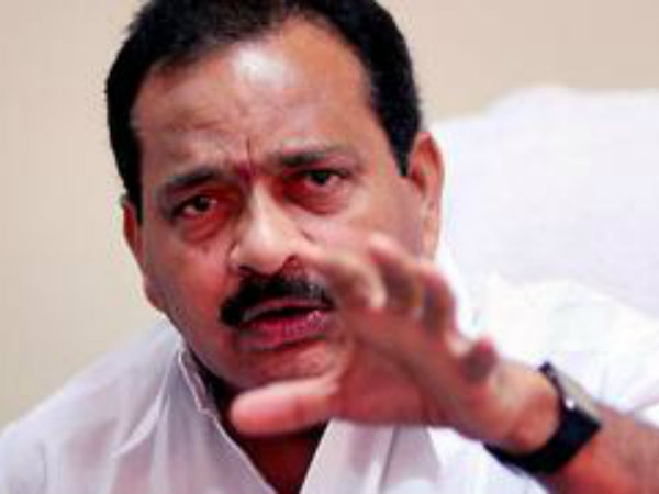 కాకినాడ ఎంపి డెబిట్ కార్డు క్లోనింగ్: గోవాలో రూ. 50వేల డ్రా, సిఐడికి ఫిర్యాదు