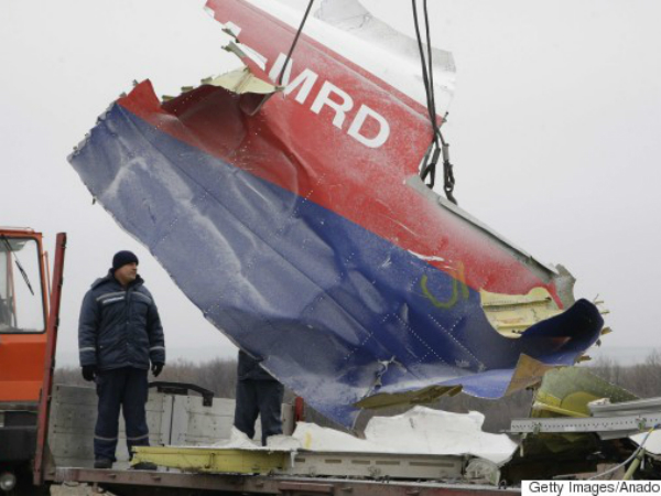 MH17 Ukraine disaster: Dutch report blames missile MH17 Ukraine disaster: Dutch report blames missile