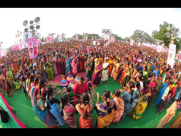 బతుకమ్మ సంబరాలు