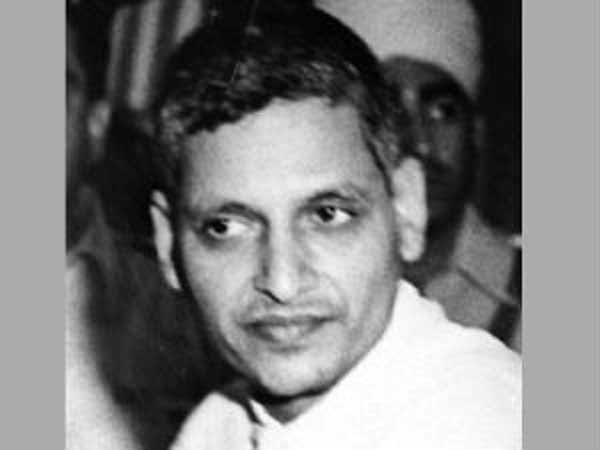 Hindutva Outfit to Mark Nathuram Godse's Death Anniversary as 'Martyrdom Day' Hindutva Outfit to Mark Nathuram Godse's Death Anniversary as 'Martyrdom Day'