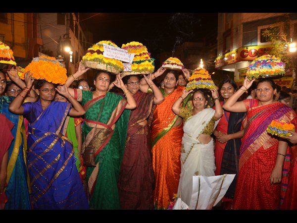 సద్దుల బతుకమ్మ