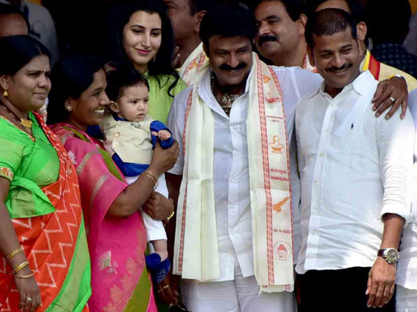 Amaravati rises as Modi lays foundation stone for capital Amaravati rises as Modi lays foundation stone for capital