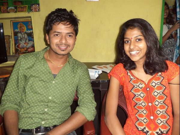 Singer Madhupriya ties the knot amidst drama in Adilabad Singer Madhupriya ties the knot amidst drama in Adilabad