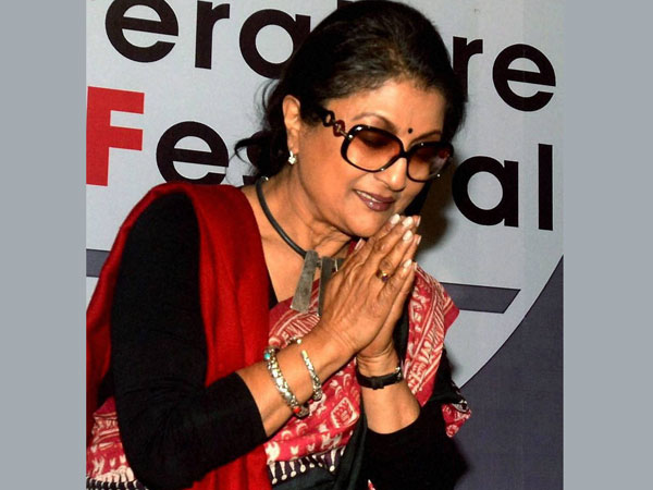 Aparna Sen speaks out in support of Shah Rukh Khan Aparna Sen speaks out in support of Shah Rukh Khan