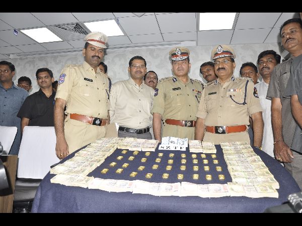 స్వాధీనం చేసుకున్న సొత్తు