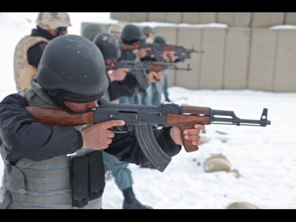 Russia AK-47 maker in talks for JV with india Russia AK-47 maker in talks for JV with india