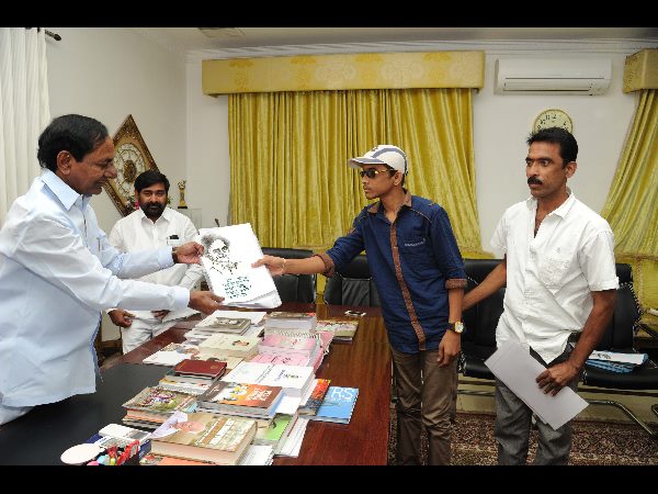 సిఎం కెసిఆర్ను కలిసిన రాకేష్