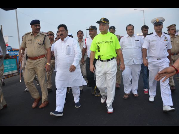 నేవీ హాఫ్ మారథాన్