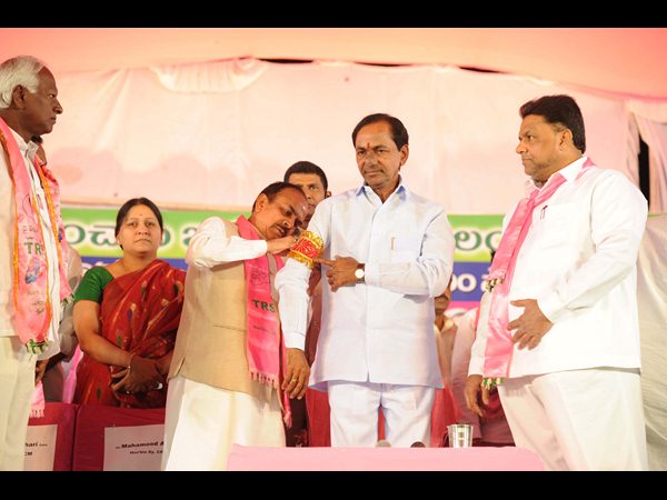 కెసిఆర్