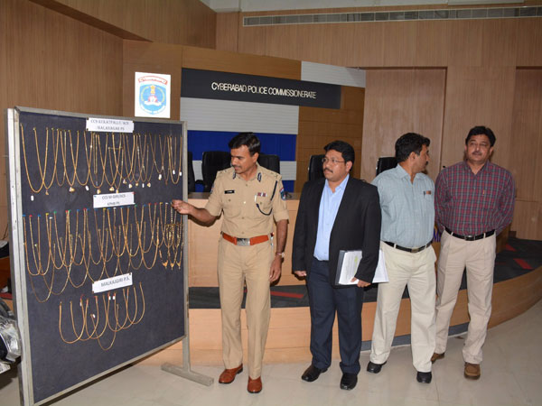 చైన్న స్నాచర్