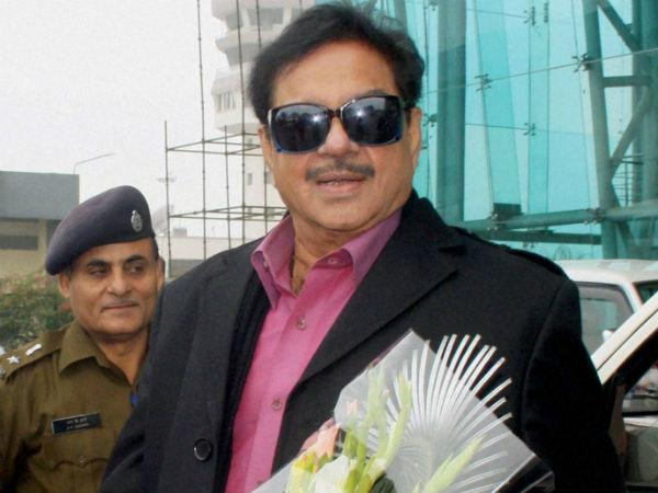 BJP leader, MP Shatrughan Sinha calls Rahul Gandhi a Rising Star BJP leader, MP Shatrughan Sinha calls Rahul Gandhi a Rising Star