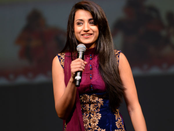Trisha extends thanks to KTR Trisha extends thanks to KTR
