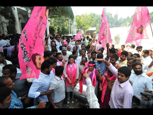 Warangal Lok Sabha bypoll: Another angle in TRS majority Warangal Lok Sabha bypoll: Another angle in TRS majority