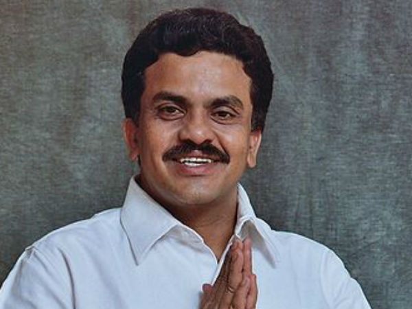 'Congress Darshan' goof-up: Nirupam apologises 'Congress Darshan' goof-up: Nirupam apologises