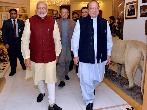 Pakistan court rejects petition challenging PM Narendra Modi's Lahore visit Pakistan court rejects petition challenging PM Narendra Modi's Lahore visit