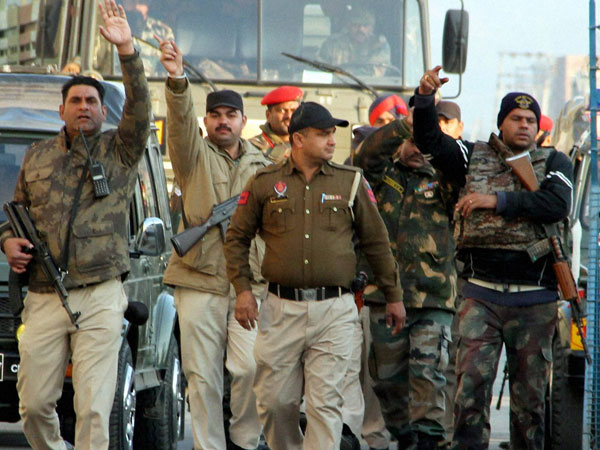 Break silence on Pathankot attack, Antony tells Modi Break silence on Pathankot attack, Antony tells Modi