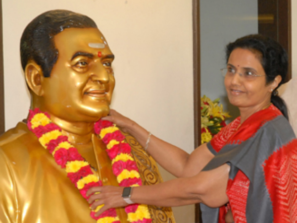 Bhuvaneshwari speaks about blood donation Bhuvaneshwari speaks about blood donation