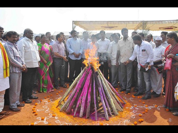 విశాఖ ఏయూలో సంక్రాంతి సంబరం