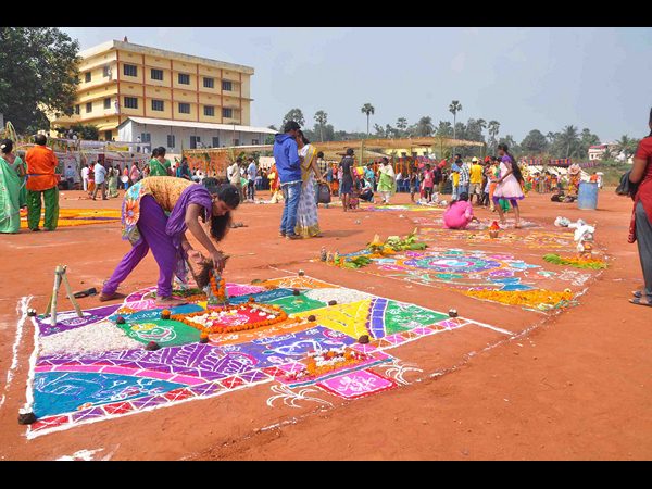 విశాఖ ఏయూలో సంక్రాంతి సంబరం