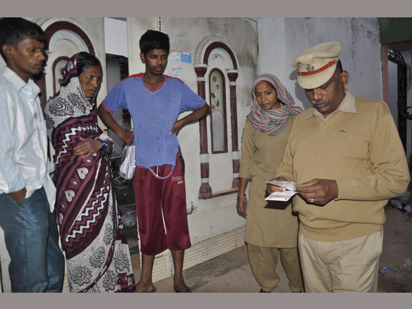 Cordon search in hyderabad, cops arrest 132 suspects Cordon search in hyderabad, cops arrest 132 suspects