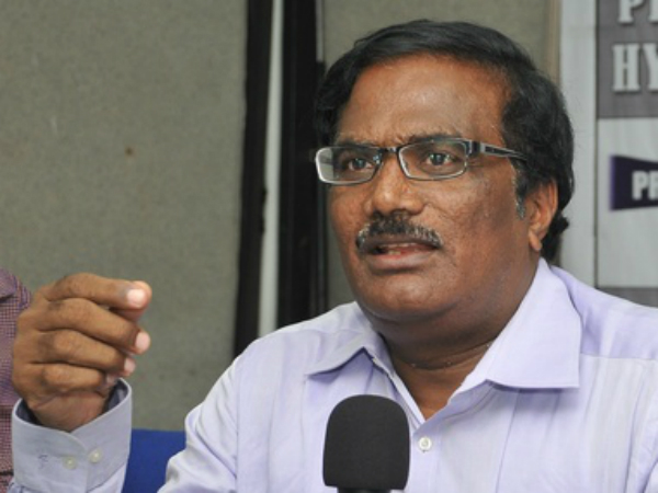 Hyderabad univ VC `threw out' 12 Dalit students in 2002, allege students Hyderabad univ VC `threw out' 12 Dalit students in 2002, allege students