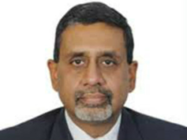 Arrest warrant against CS, GHMC Commissioner Arrest warrant against CS, GHMC Commissioner