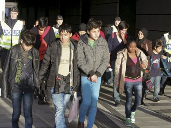 Sweden to expel up to 80,000 failed asylum seekers Sweden to expel up to 80,000 failed asylum seekers