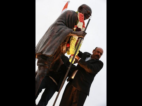 గాంధీ మెమోరియల్ వద్ద ఘనంగా రిపబ్లిక్ డే (ఫోటోలు)