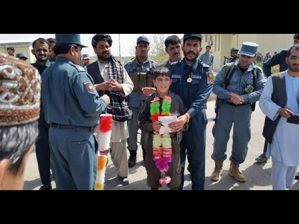 Taliban gun down 10-year-old militia in Afghanistan Taliban gun down 10-year-old militia in Afghanistan