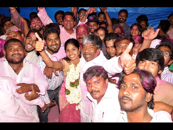 కార్యకర్తలతో కలిసి డ్యాన్స్ చేసిన మంత్రి పద్మారావు