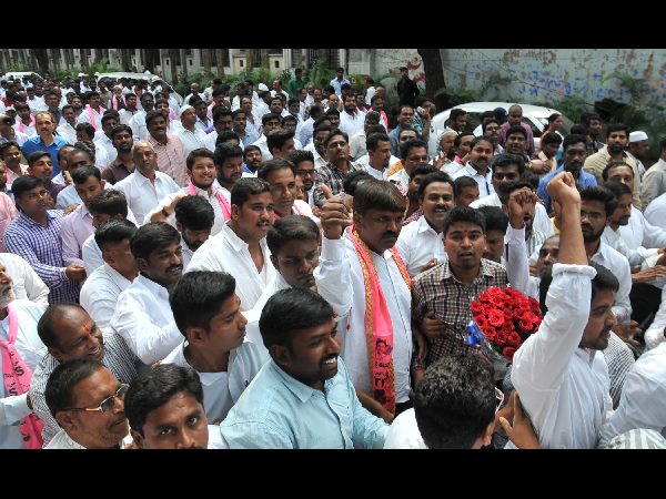 గన్పార్క్కు ర్యాలీ