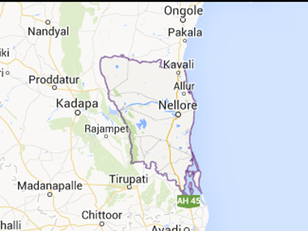 women attacked her husband for extra marital affair in nellore women attacked her husband for extra marital affair in nellore
