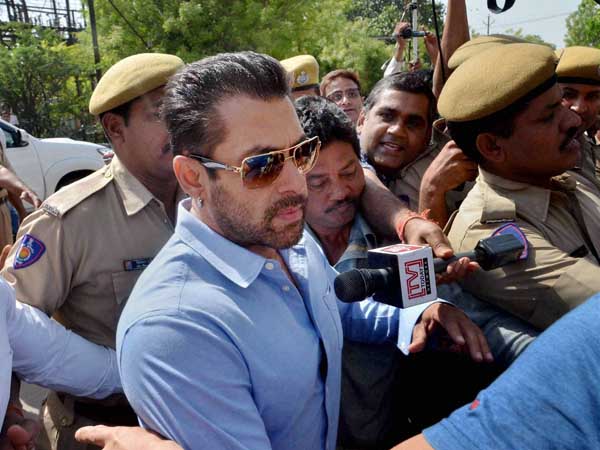 Hit-and-run case: SC issues notice to Salman Khan Hit-and-run case: SC issues notice to Salman Khan