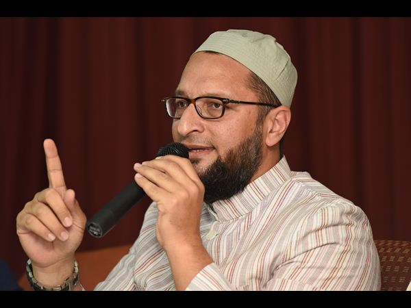 Sanjay Dutt's release: What if his name was Siddique Baba, asks Asaduddin Owaisi Sanjay Dutt's release: What if his name was Siddique Baba, asks Asaduddin Owaisi