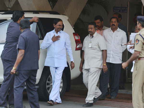 CM KCR responds on 10th class student Ganesh's letter CM KCR responds on 10th class student Ganesh's letter