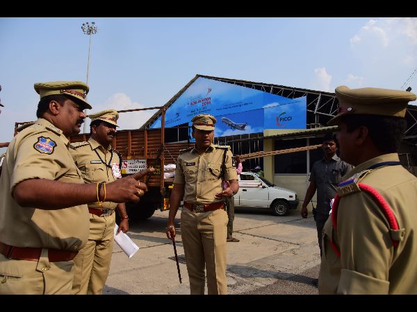 బేగంపేటలో ఐదో వైమానిక ప్రదర్శన