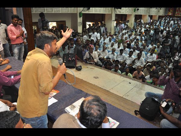 మమ్మల్ని భయపెట్టలేరు...