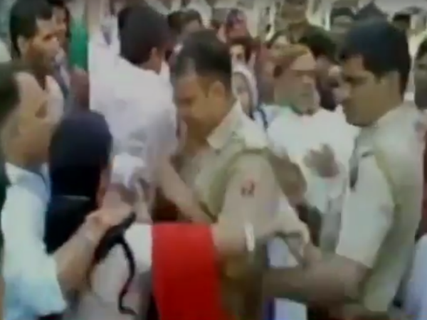 Rajasthan: Cops allegedly thrashed devotees at Mehandipur Balaji Temple on occasion of Holi Rajasthan: Cops allegedly thrashed devotees at Mehandipur Balaji Temple on occasion of Holi