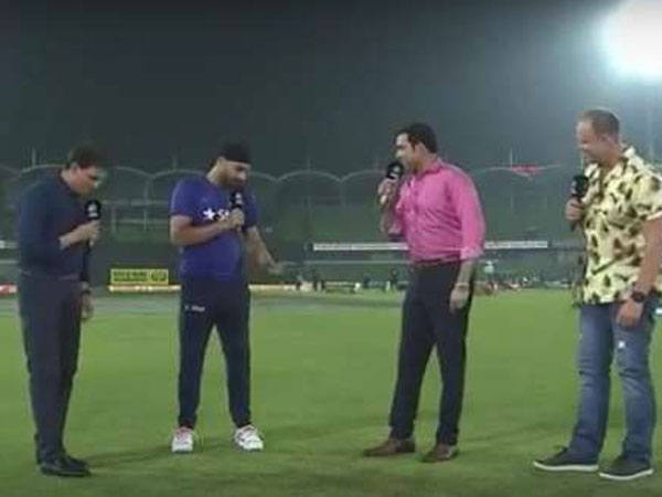 Harbhajan Singh continues his critique of VVS Laxman's dressing sense Harbhajan Singh continues his critique of VVS Laxman's dressing sense