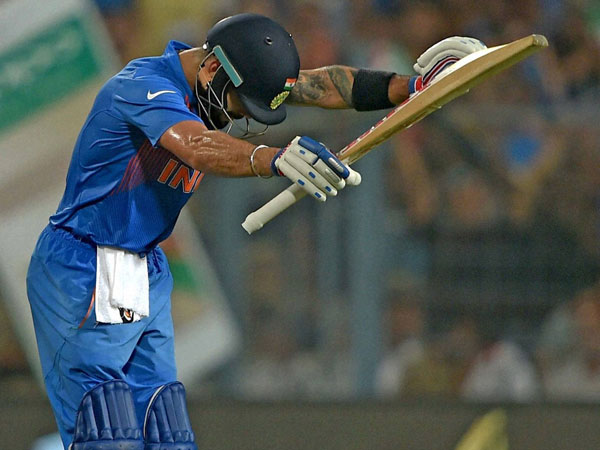 Shameful! Twitter mocks Anushka as Kohli leads India to victory Shameful! Twitter mocks Anushka as Kohli leads India to victory