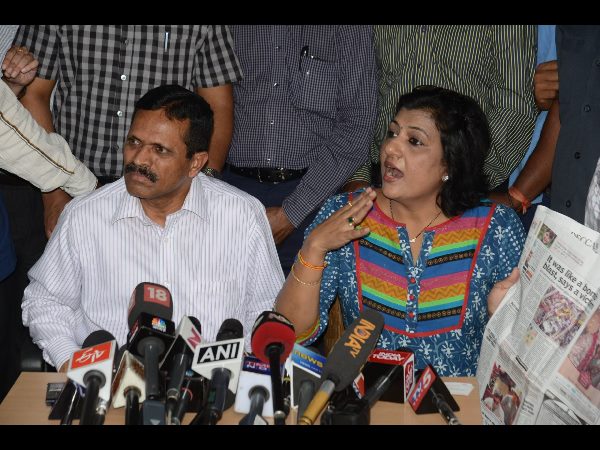 ఫైళ్ల పరిశీలన...